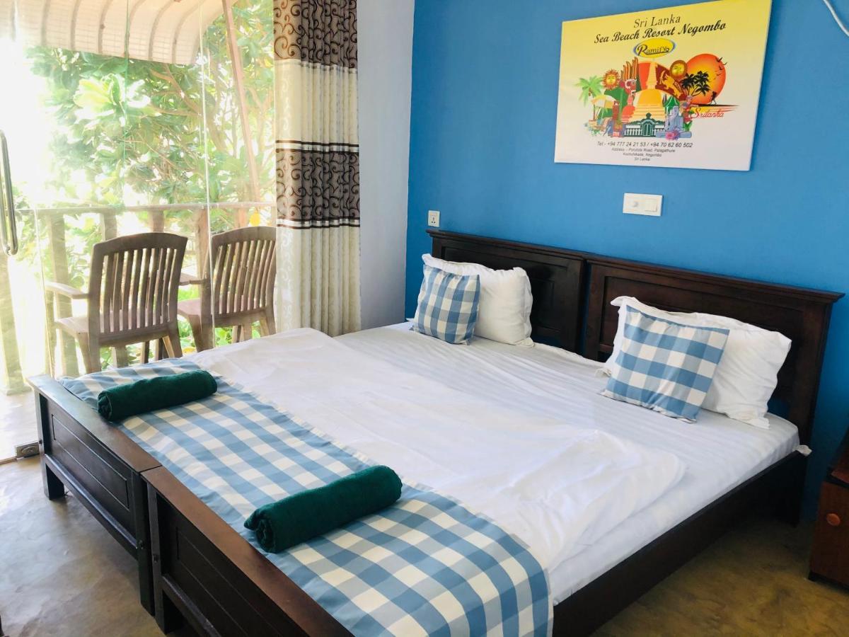 Sea Beach Resort Negombo Exterior photo